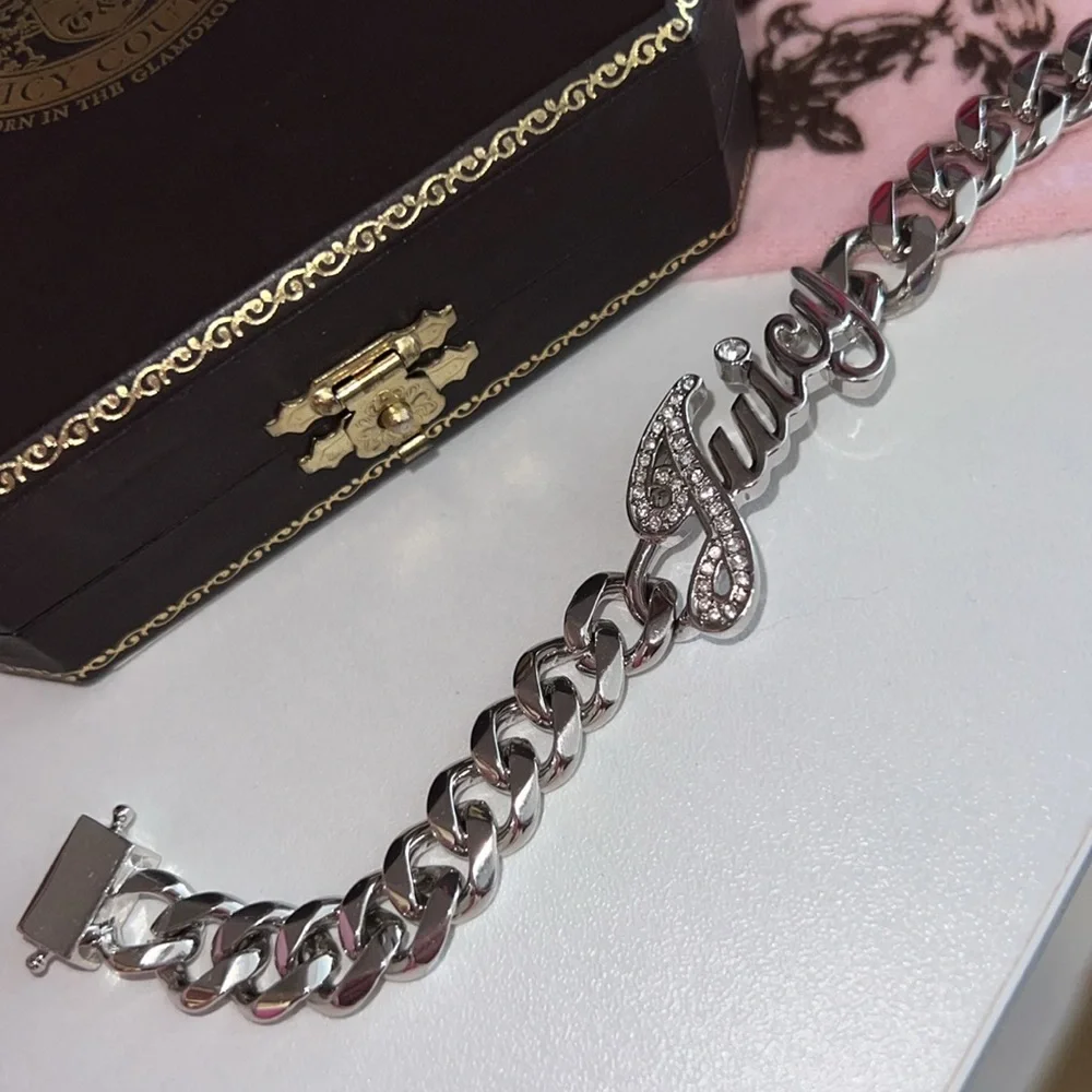 Vintage 💕Juicy Couture 🎀Silver pave Chain Bracelet Magnetic Safety Lock Closure